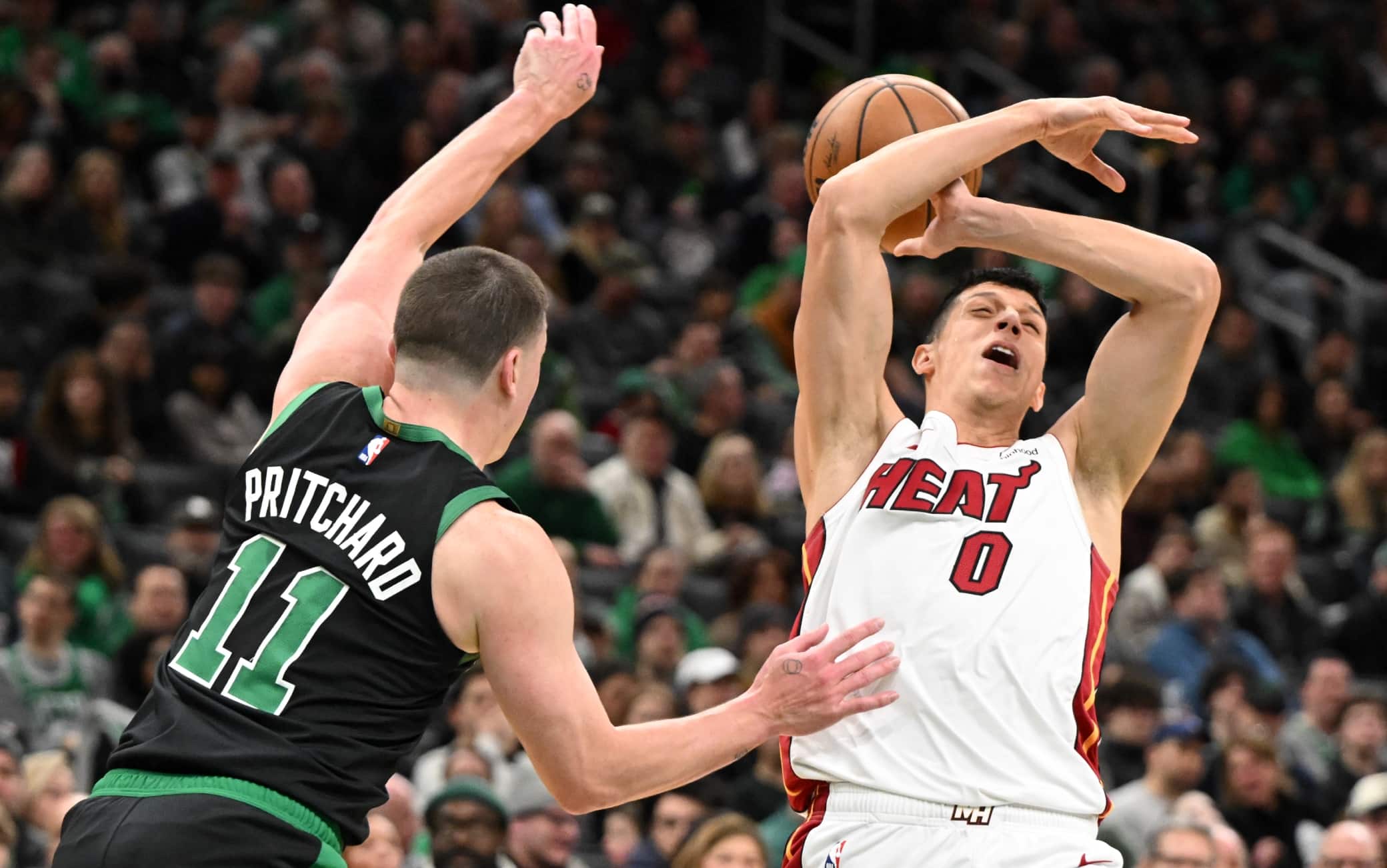 NBA, solo 2 punti per Simone Fontecchio, Miami va ko a Boston. VIDEO