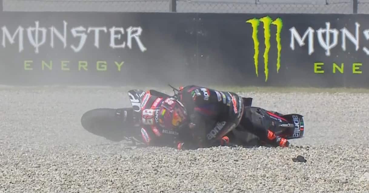 https://sport.sky.it/assets/images/7a27d6620bda215982fb788c2bf0be4ed0c7c638/skysport/it/motori/motogp/video/2026/05/16/martin-caduta-sprint-race-gp-barcellona-video-1098379/og_martin_sc.jpg?im=Resize,width=1218