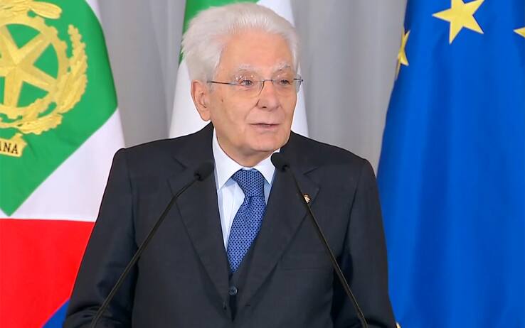 Mattarella ricorda Alex Zanardi: "Una figura che ha illuminato lo sport". VIDEO