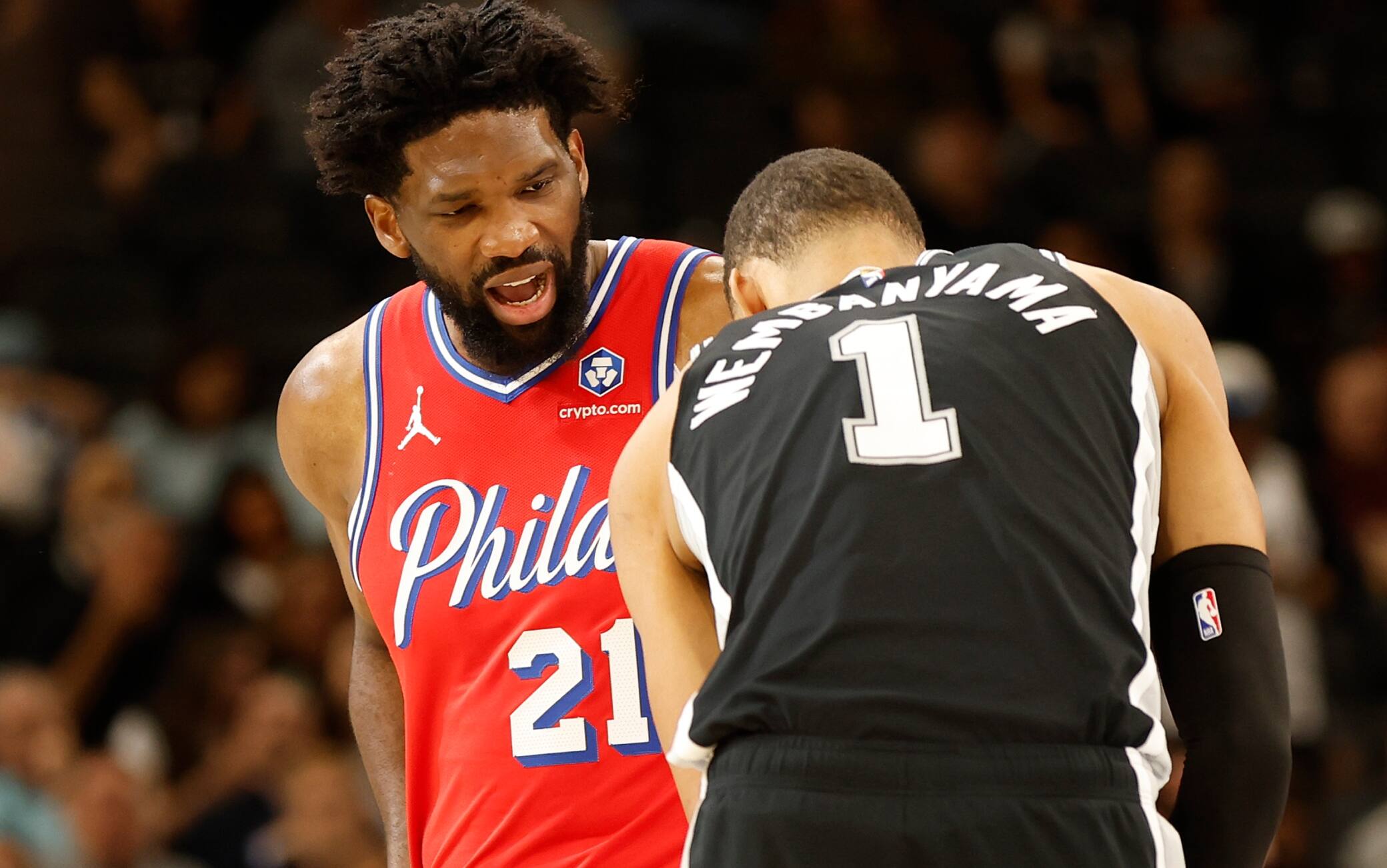 NBA, Embiid c'è, sta bene e lotta con i Sixers: 34 punti e 12 rimbalzi a San Antonio