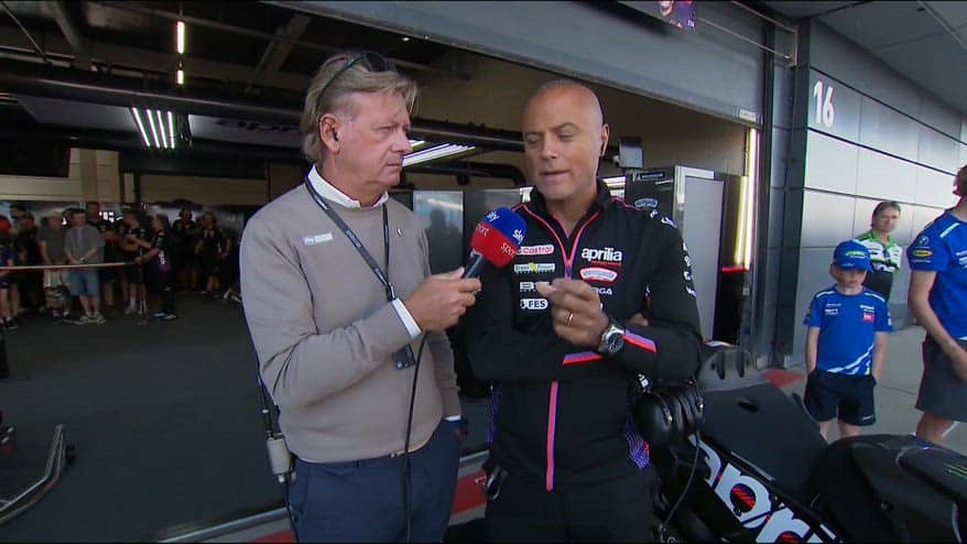 Aprilia: "Bezzecchi sta soffrendo. Il warm up con la soft…"