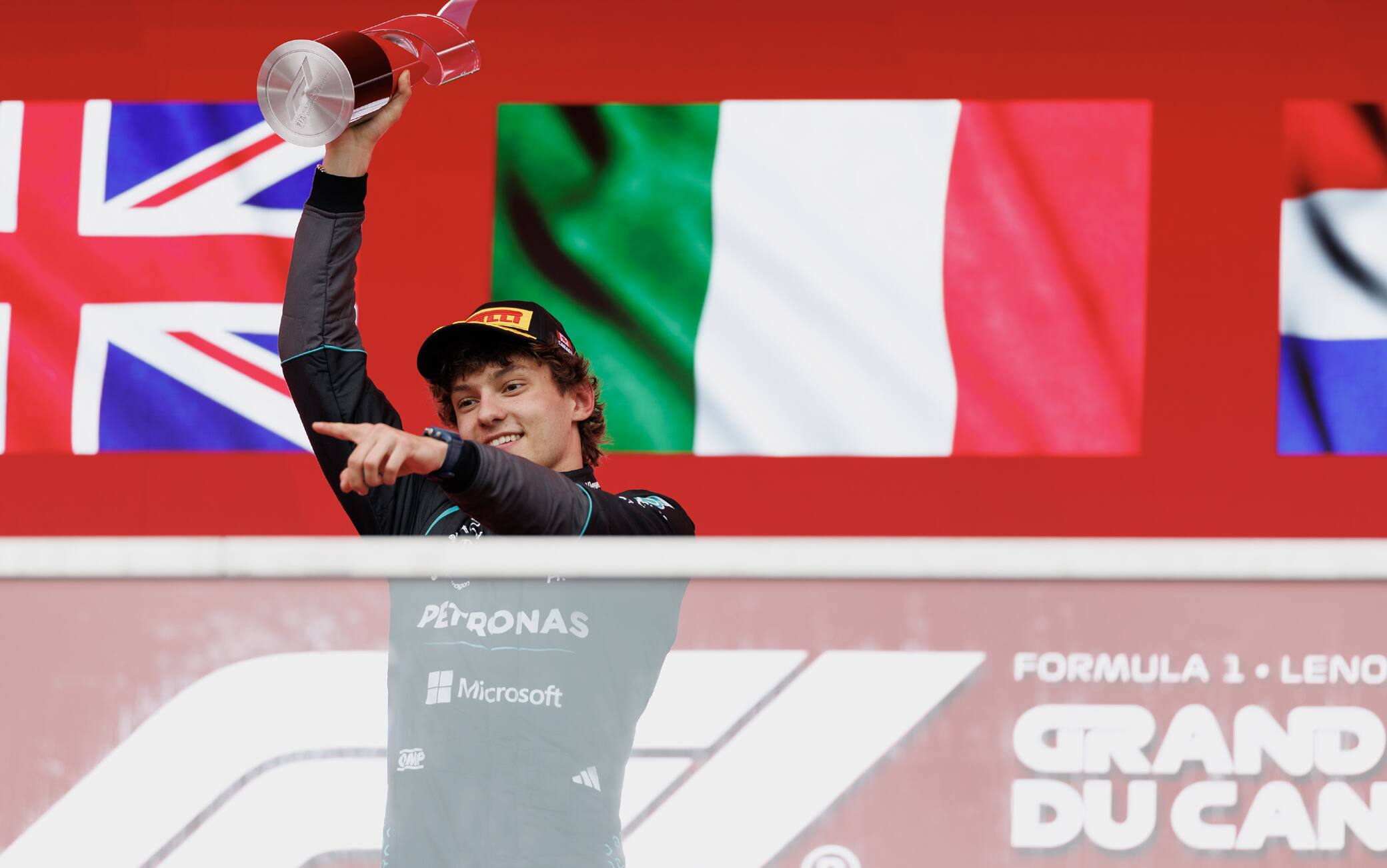 Kimi Antonelli è un attaccante, ha giocato di astuzia con Russell in Canada