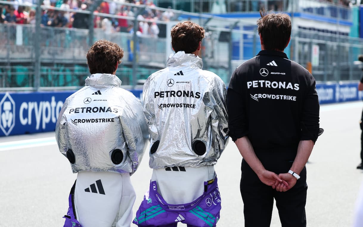 https://sport.sky.it/assets/images/7c1f6952e07f002518a32f42afe46eaeec7b956c/skysport/it/motori/formula-1/video/2026/05/24/f1-gp-canada-qualifiche-vanzini-commento-video-1100283/wolff_russell-antonelli-ipa.jpg?im=Resize,width=1218
