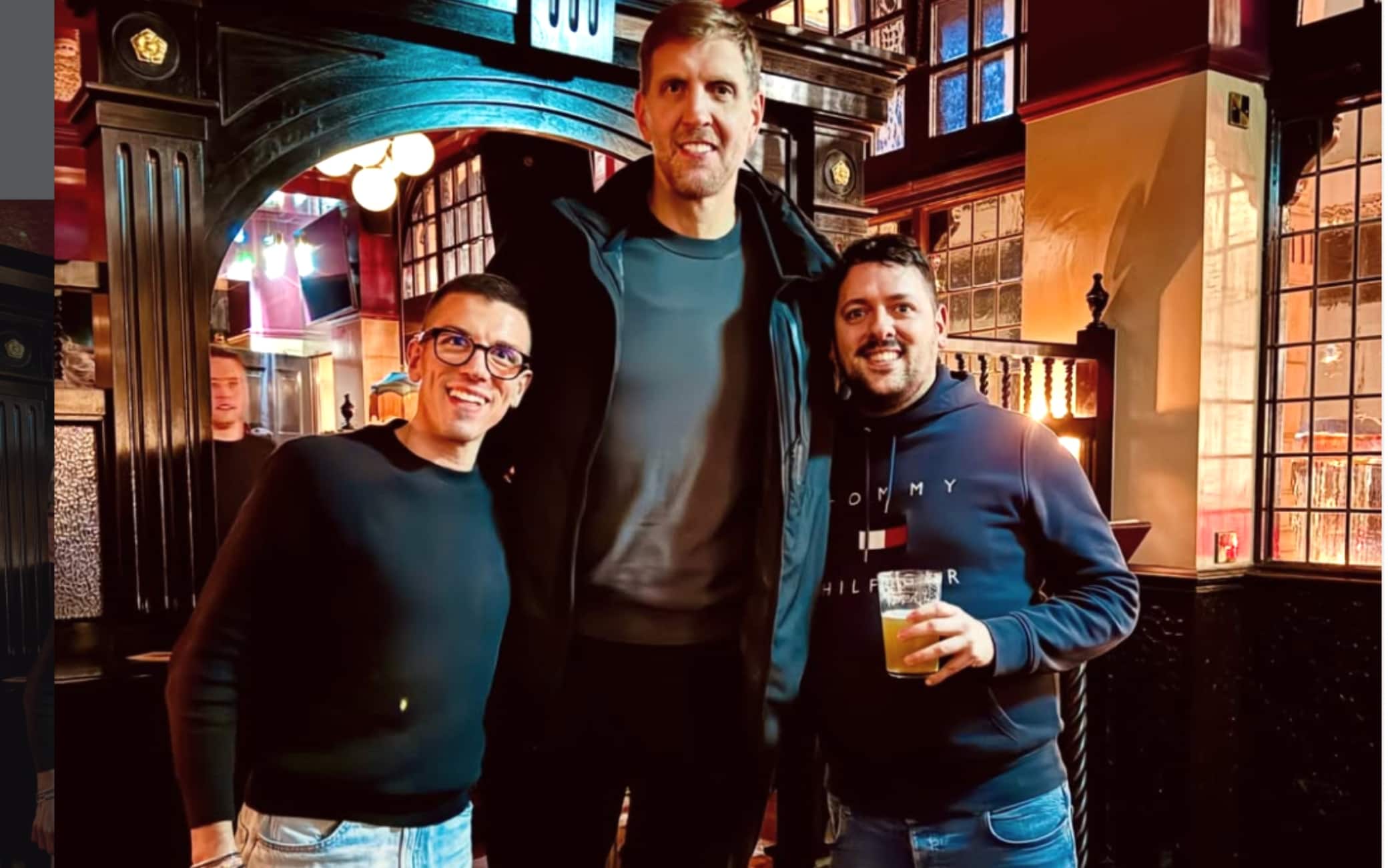 Una pinta a Londra con Nowitzki? L'incredibile racconto di due tifosi italiani