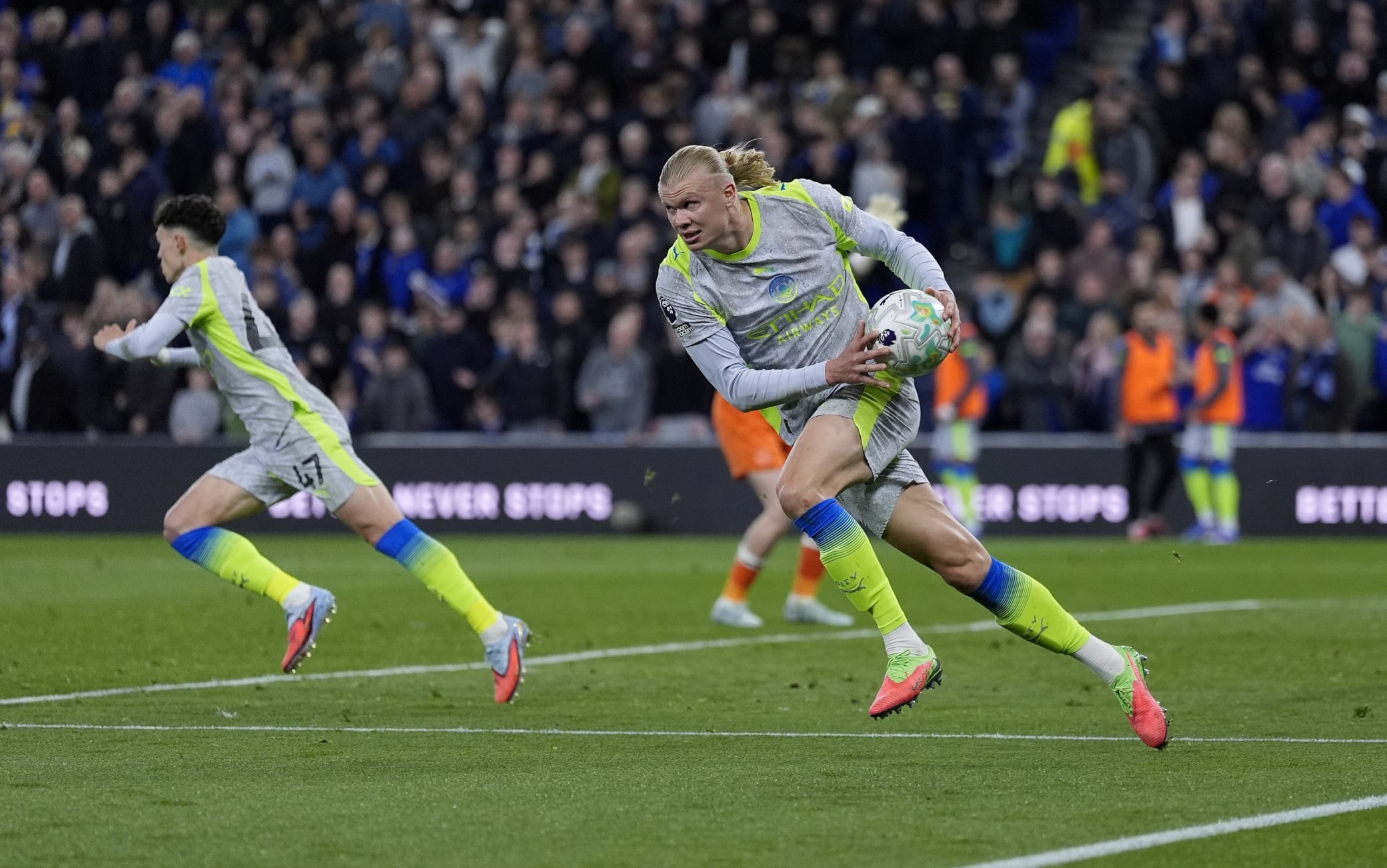 Everton-Manchester City 3-3, gol e highlights: pareggio al 97', ma l'Arsenal va a +5