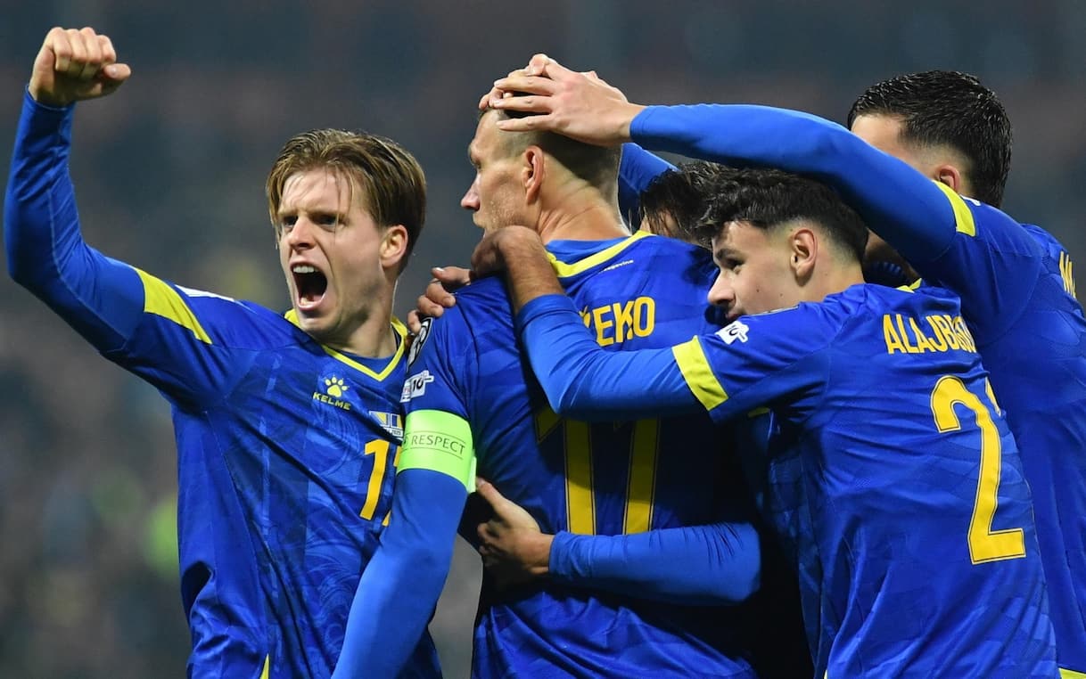 https://sport.sky.it/assets/images/7d5c3b6ac02f6913be9b4267333e789cefbb3a91/skysport/it/calcio/mondiali/video/2026/03/28/bosnia-programma-allenamenti-italia-news-1086048/ansa_bosnia_dzeko.jpg?im=Resize,width=1218