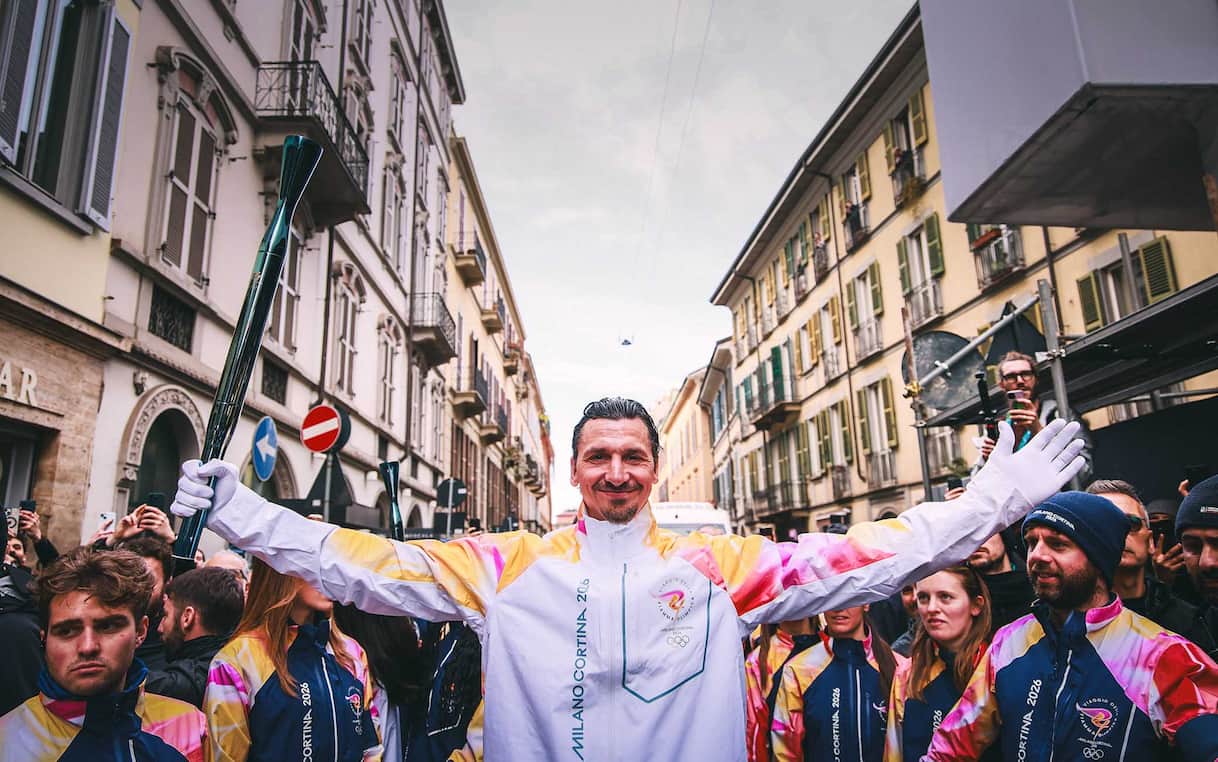 https://sport.sky.it/assets/images/81e104fd0fbcb20140509f8926a019fac1eb229b/skysport/it/olimpiadi/video/2026/02/06/milan-ibrahimovic-tedoforo-olimpiadi-milano-cortina-1072360/ibrahimovic_tedoforo.jpg?im=Resize,width=1218