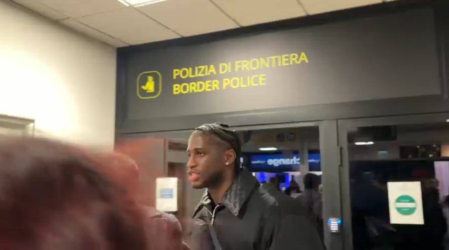 Iling Jr, il video del suo arrivo a Pisa
