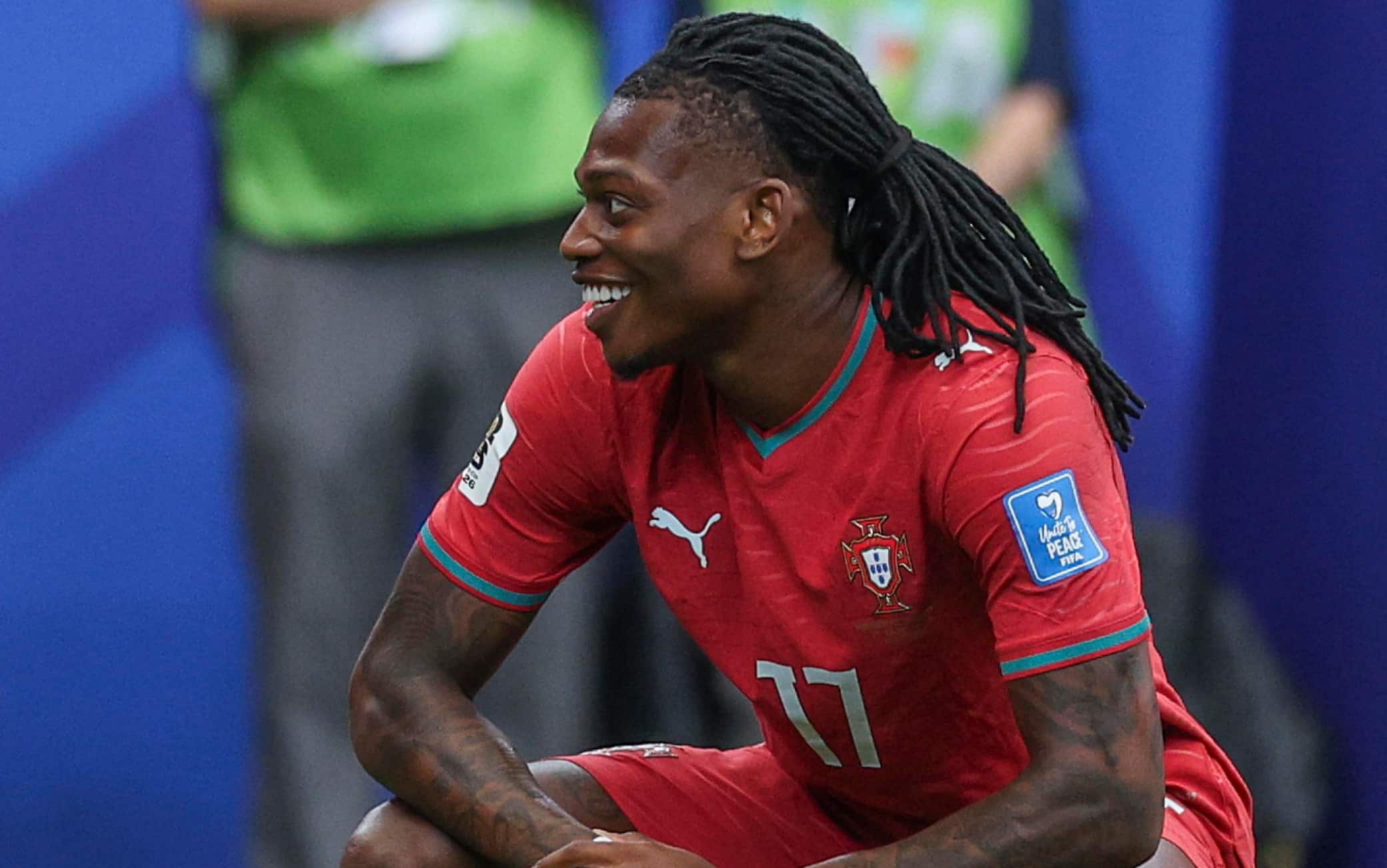 Leao segna all'Uzbekistan e torna a surfare, in attesa di capire il suo futuro al Milan