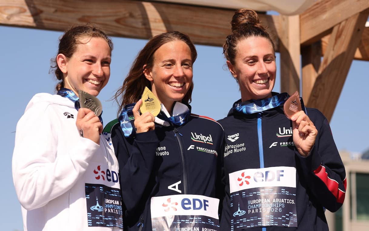 https://sport.sky.it/assets/images/8617f8d5b458ad9e5e4c3e8288a08a7cdfd82764/skysport/it/altri-sport/nuoto/video/2026/08/04/europei-nuoto-10-km-donne-highlights-1115931/taddeucci_caponi_ansa.jpg?im=Resize,width=1218
