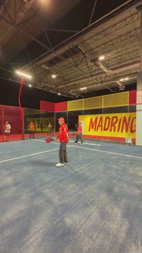 Leclerc e Hamilton, il padel prima del GP Spagna
