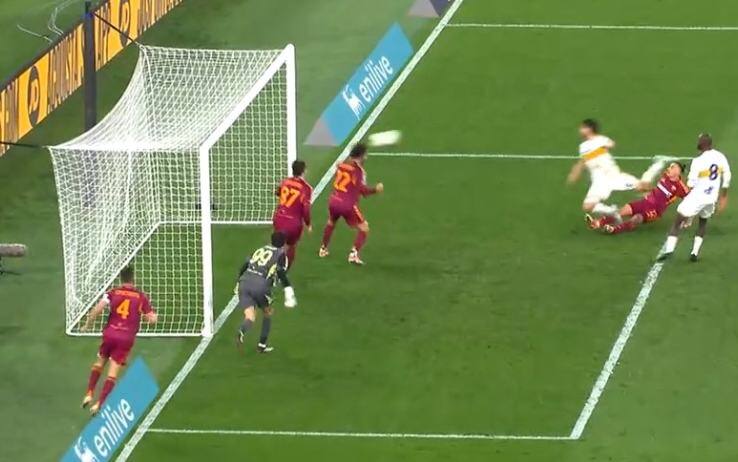 Roma-Lecce, un salvataggio davvero... Hermoso! VIDEO