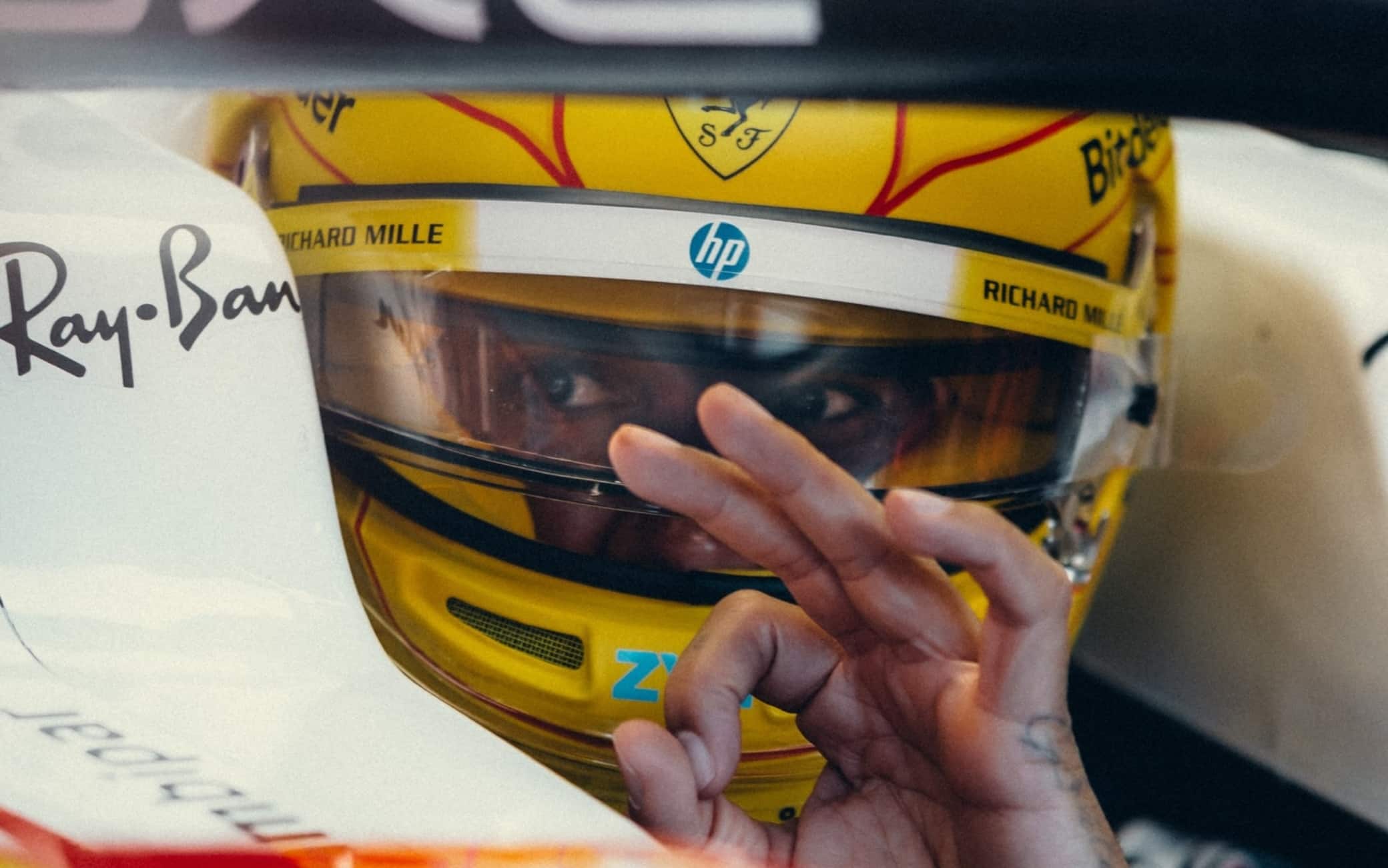 Ferrari, il messaggio di Hamilton: "Per un attimo ho dimenticato chi ero, sono rigenerato"