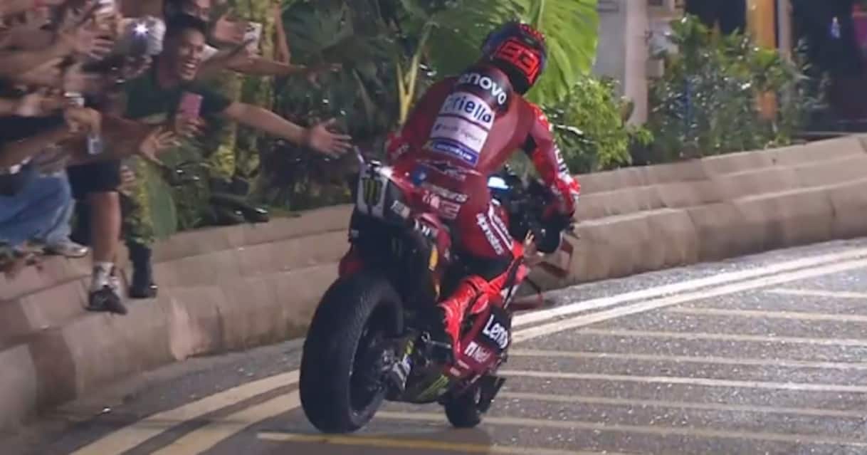 https://sport.sky.it/assets/images/8ae8fd36c3bd88357419d522da120d5271ce1086/skysport/it/motori/motogp/video/2026/02/07/ducati-motogp-presentazione-bagnaia-marquez-1072571/marquez_screen_traversi_og.jpg?im=Resize,width=1218