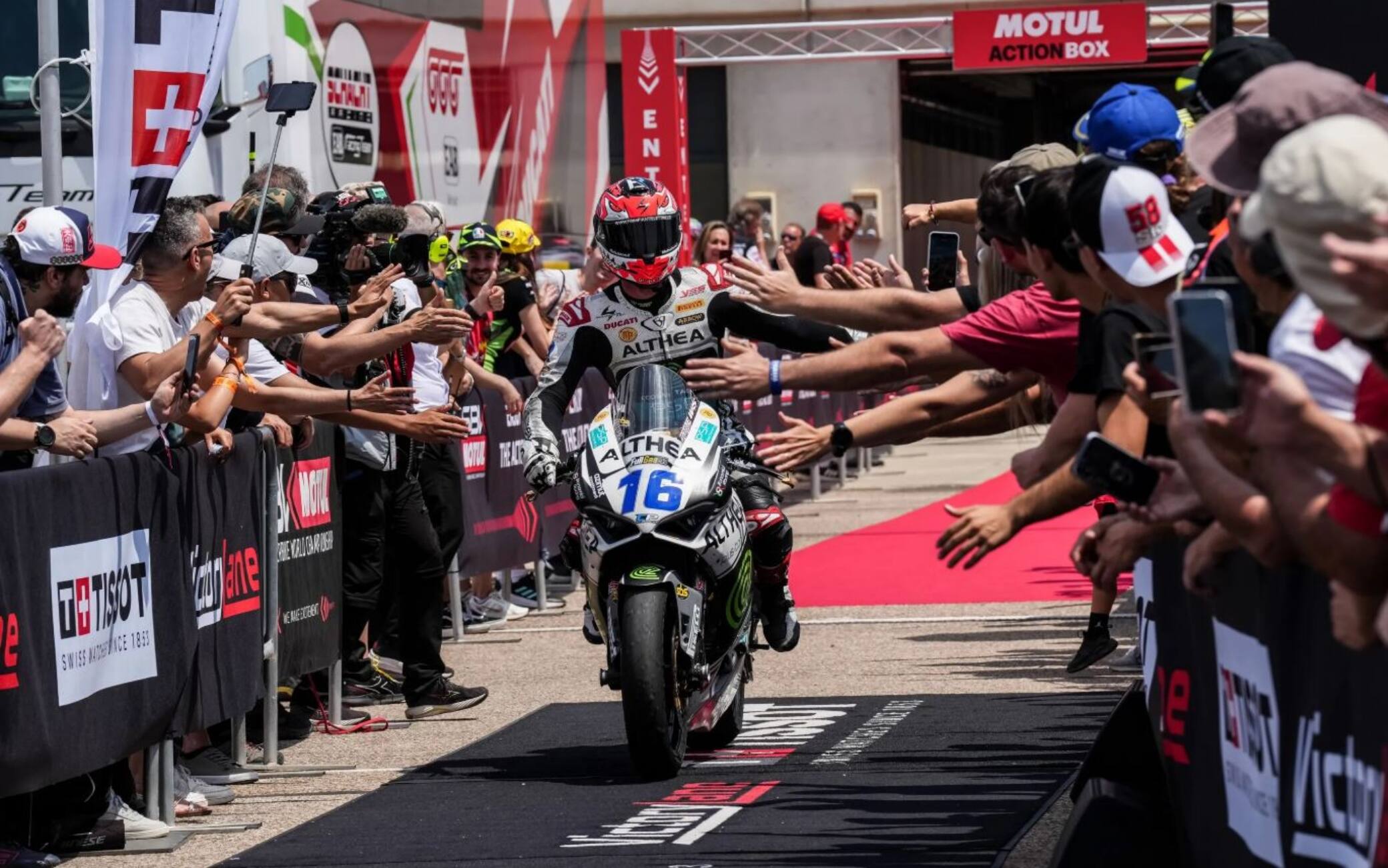 Supersport, Zaccone vince Gara 1 ad Aragon. La Sportbike a Salvador