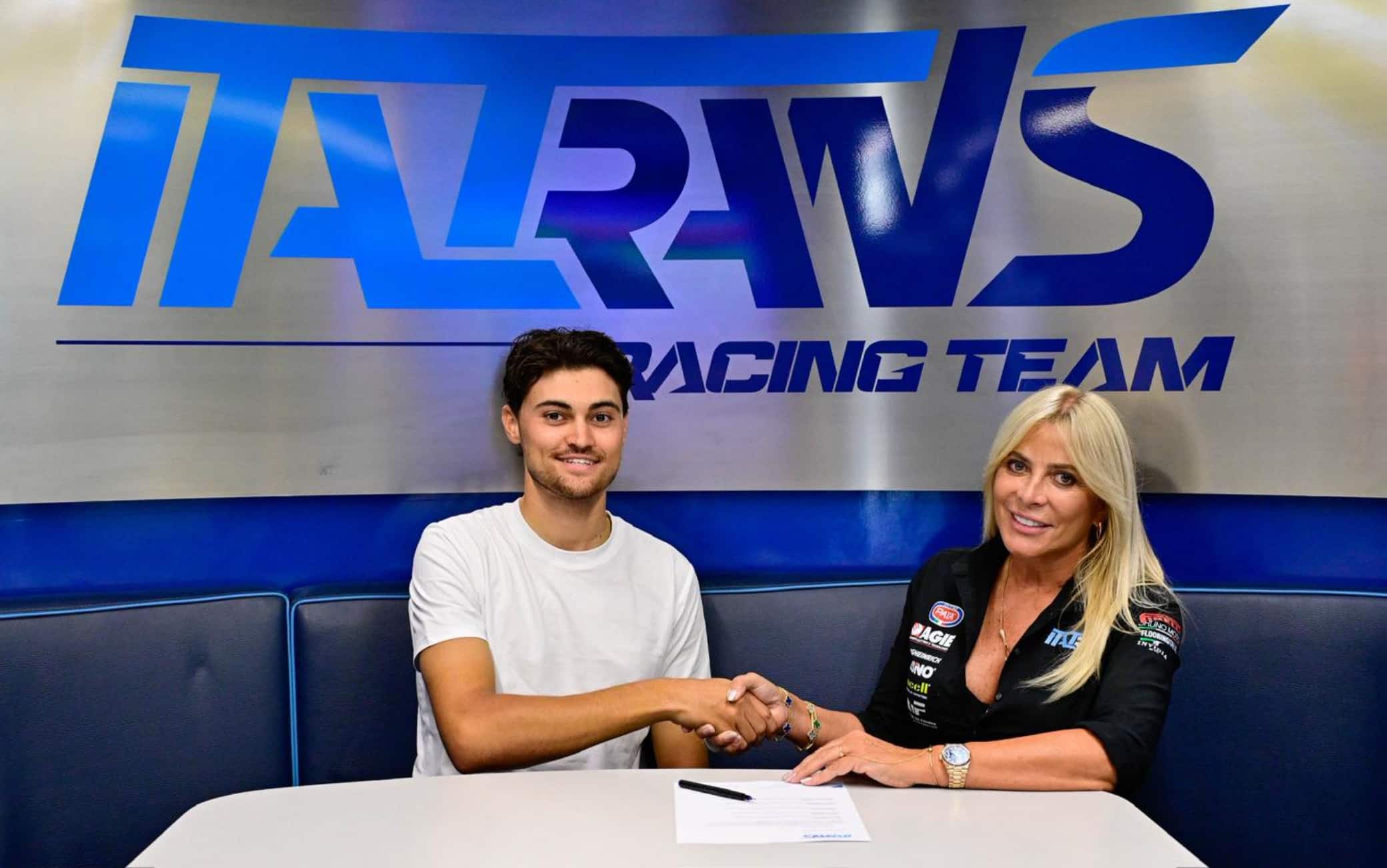 Moto2, ufficiale il passaggio di Escrig a Italtrans nel 2027: le news