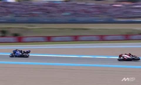 Marc Marquez, oggi la caduta nella gara di Jerez: Ducati demolita ...