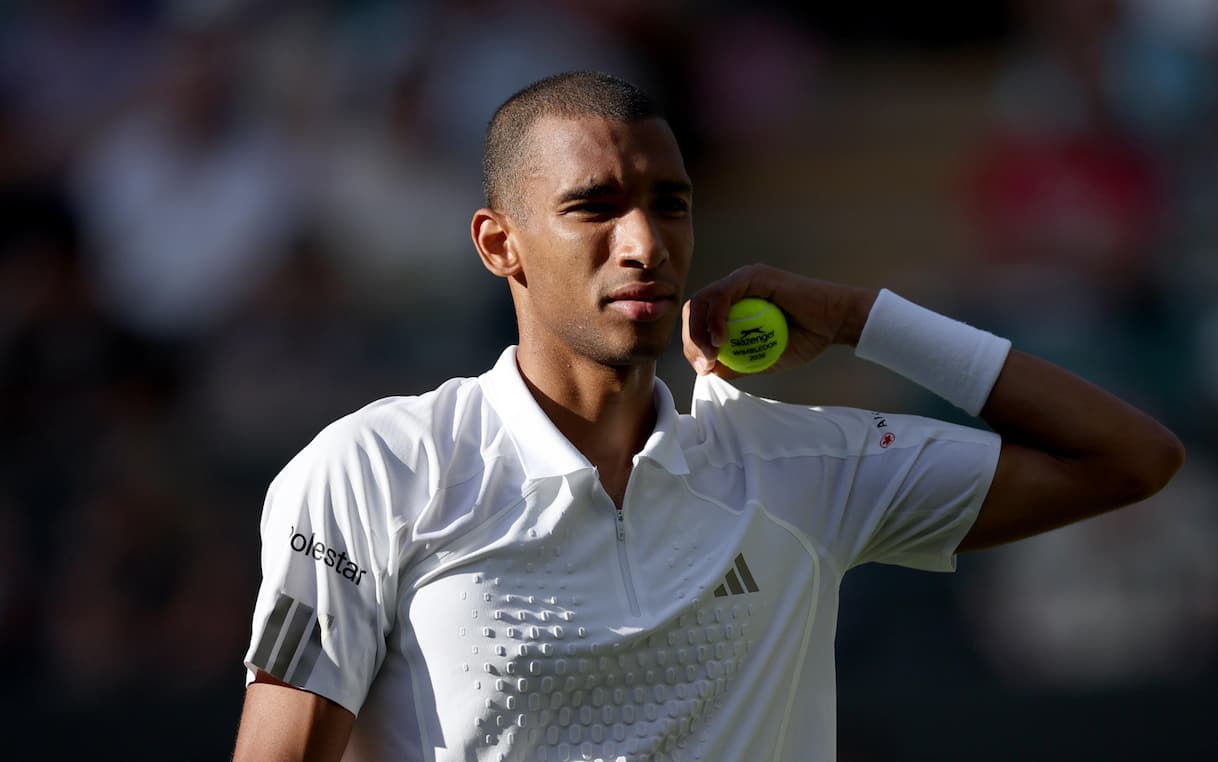 https://sport.sky.it/assets/images/8da9bbd28adc238bf7e7628a98edadd4bd11614b/skysport/it/tennis/video/2026/07/01/auger-aliassime-prizmic-highlights-wimbledon-1109011/ansa_auger_aliassime_wimbledon.jpg?im=Resize,width=1218