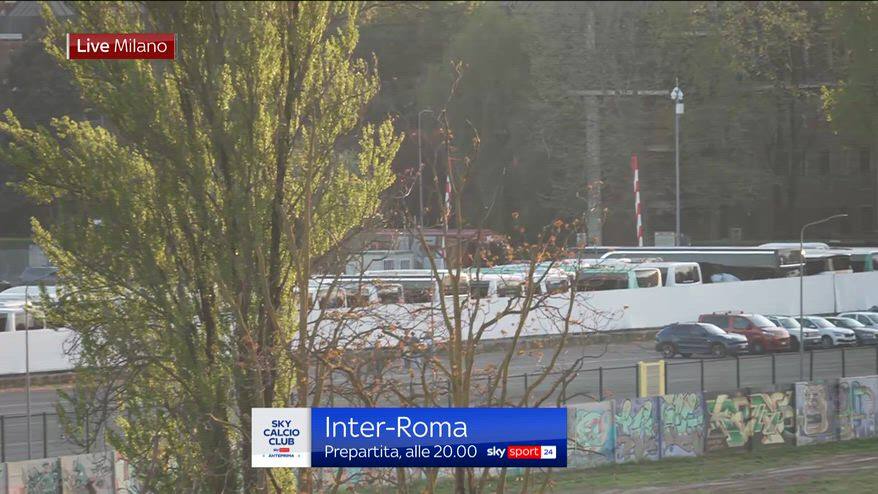 L'arrivo della Roma a San Siiro