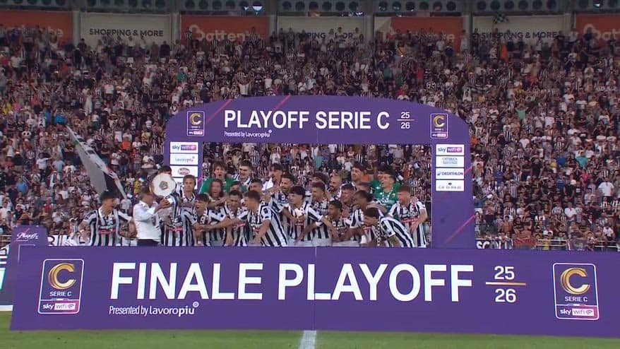 L'Ascoli vince i playoff di Serie C: la premiazione. VIDEO