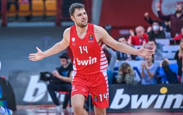 Basketball Euroleague Championship - Olympiacos Piraeus vs Anadolu Efes