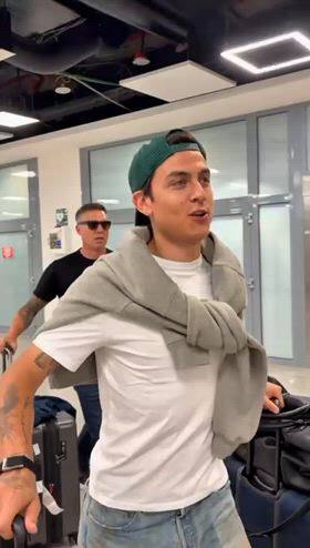 Roma, le parole di Soule e Dybala all'arrivo in città