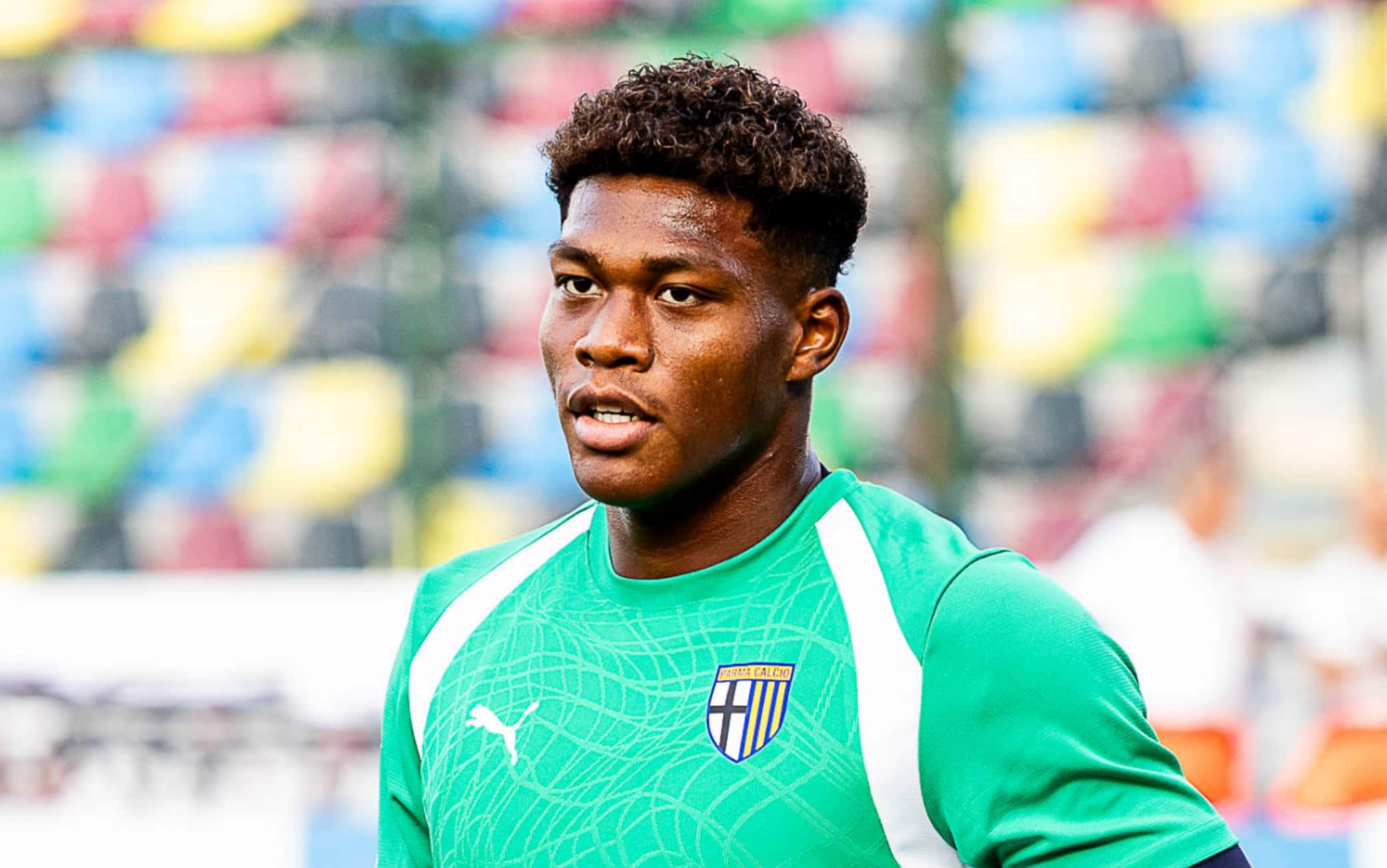Calciomercato, il Psg offre 28 milioni e bonus al Parma per Suzuki. La Juve insegue