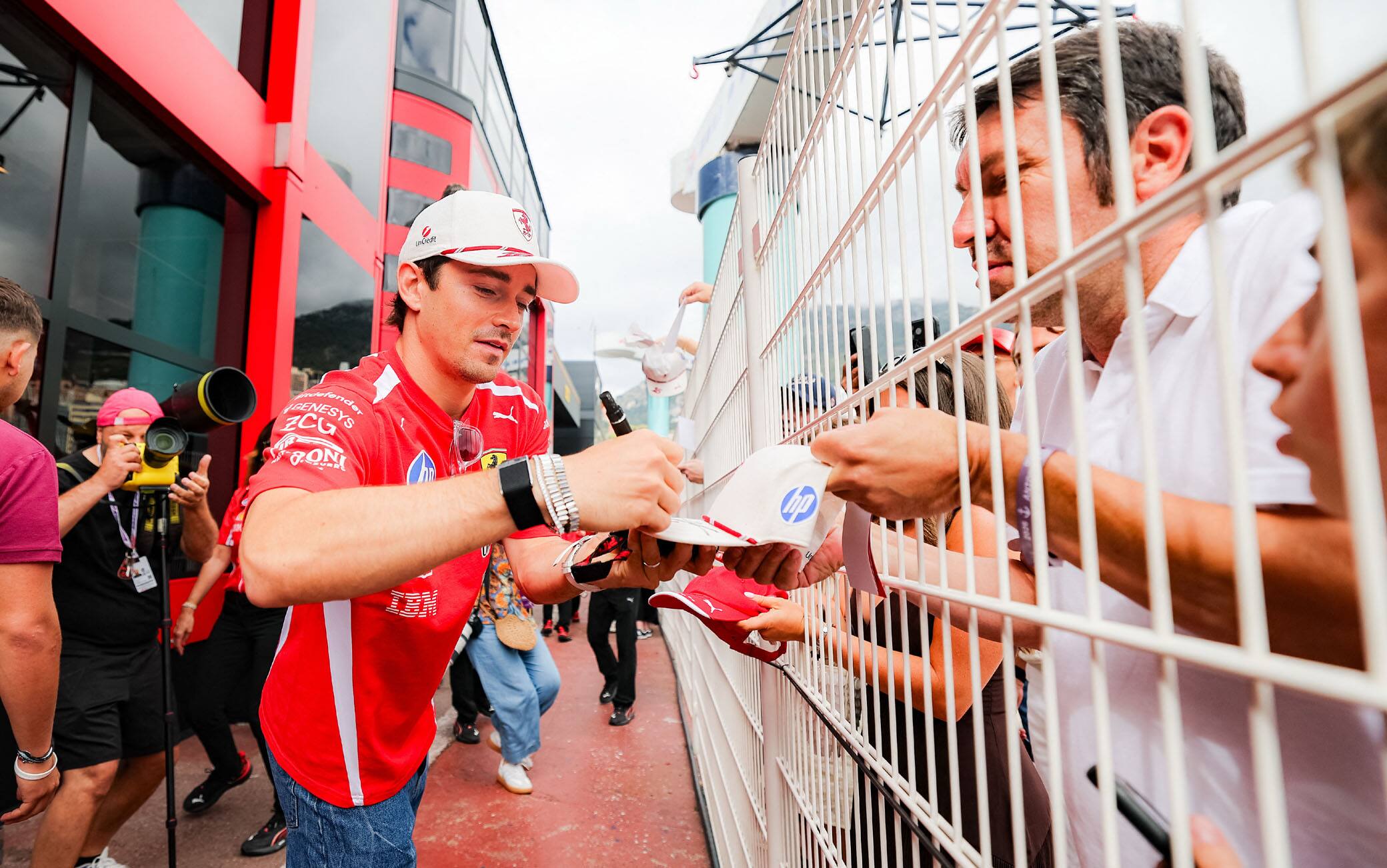 Chinchero: "Leclerc ama la Ferrari, con il rinnovo vuole vincere in Rosso"