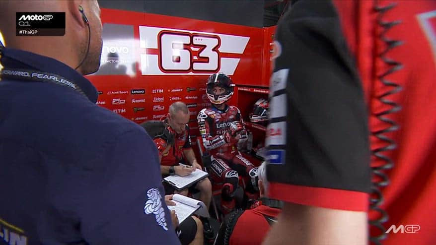 Bagnaia eliminato in Q1: l'ultimo errore e il rientro al box