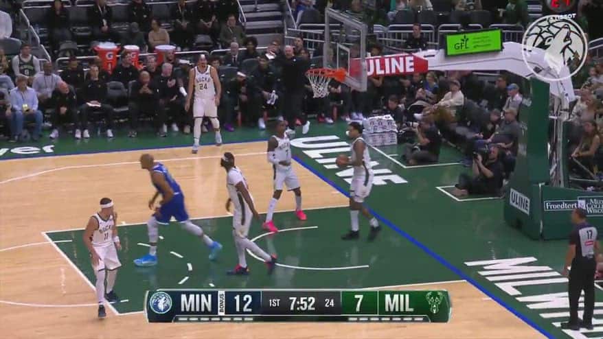 NBA, il primo assist di LaMelo Ball per Anthony Edwards