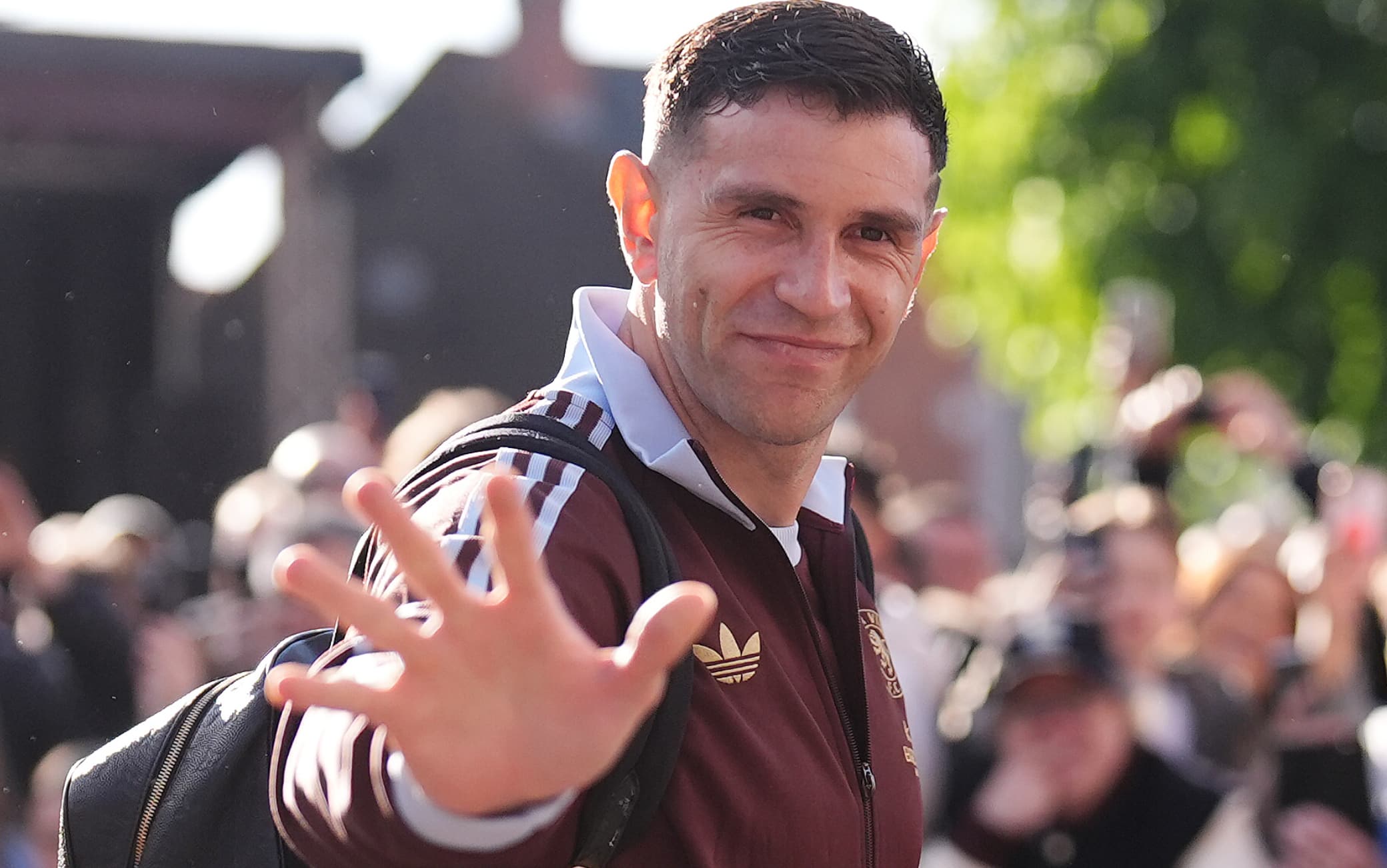 Juventus, raggiunto l'accordo con Dibu Martinez. Ora si tratta con l'Aston Villa