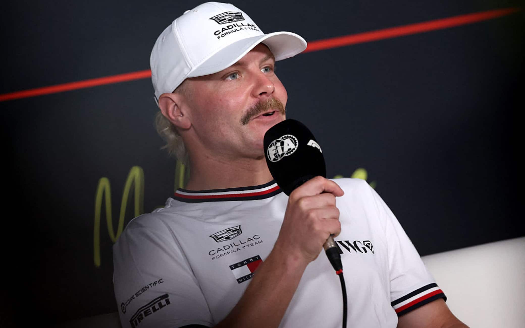 F1, Bottas scherza e punge l'Aston in conferenza a Melbourne: "Mondiale a Stroll o Alonso"