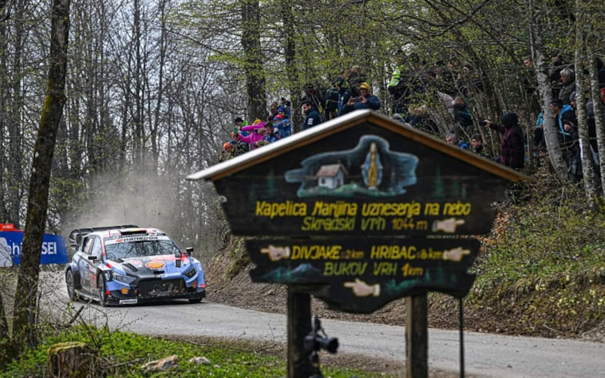 https://sport.sky.it/assets/images/9577a04c03d11d15eea8c0c3f0afbfe1e669ba7e/skysport/it/motori/video/2026/04/11/wrc-croazia-highlights-sabato-neuville-in-testa-1089453/rally_neuville_getty_croazia_2026.jpg?im=Resize,width=1218