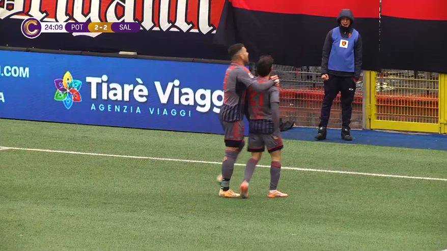 Potenza, che gol Schimmenti! Inventa un’acrobazia alla Ibra