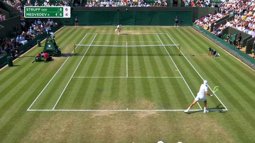 Wimbledon, Medvedev eliminato: vince Struff