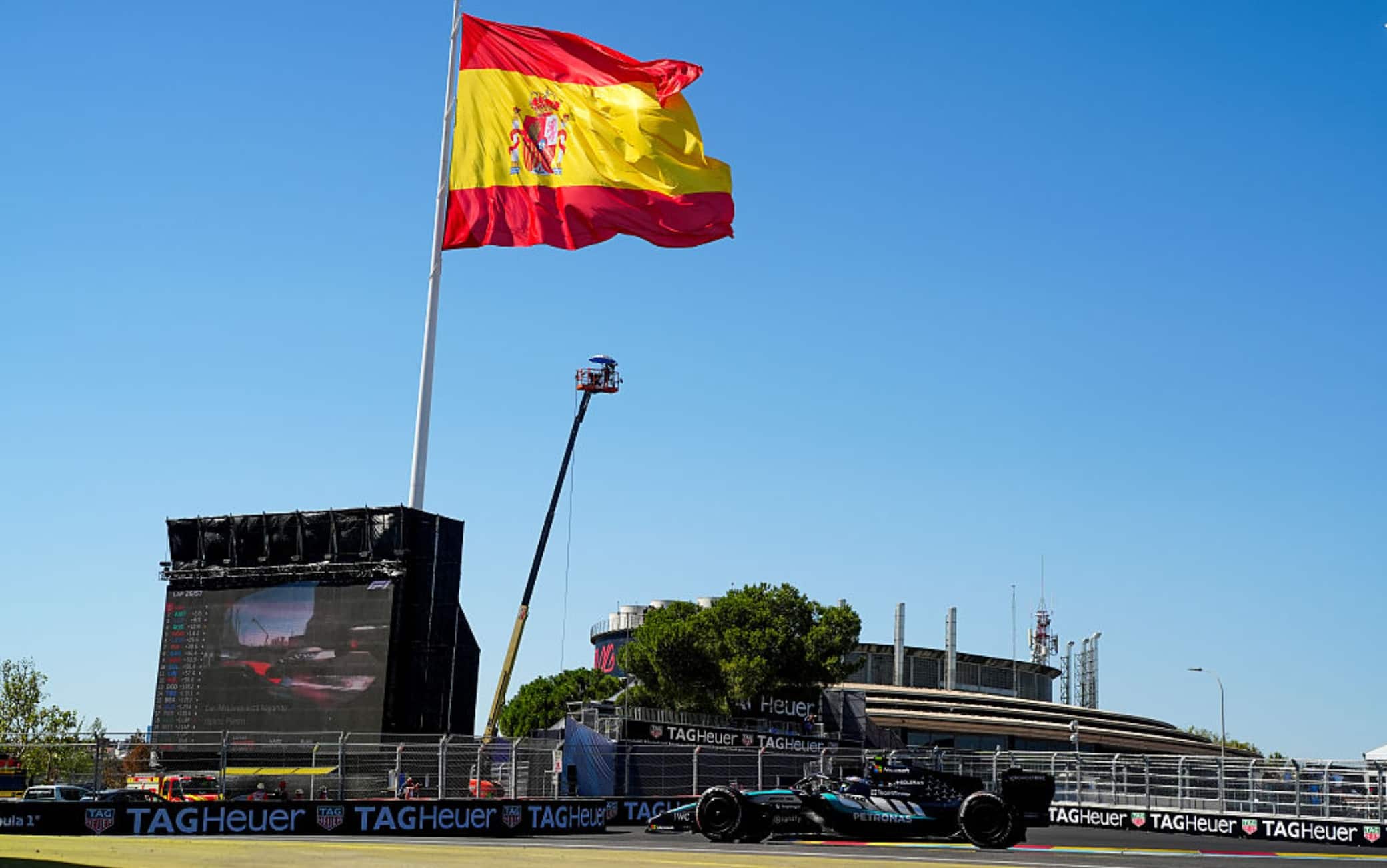F1 a Madrid: Antonelli vince il GP Spagna, l'ultimo giro con il commento di Carlo Vanzini