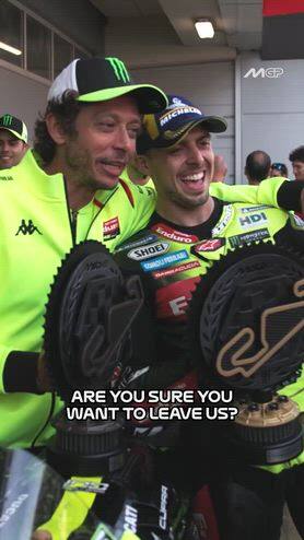 Valentino Rossi scherza con Diggia: "Sicuro di andare via?"