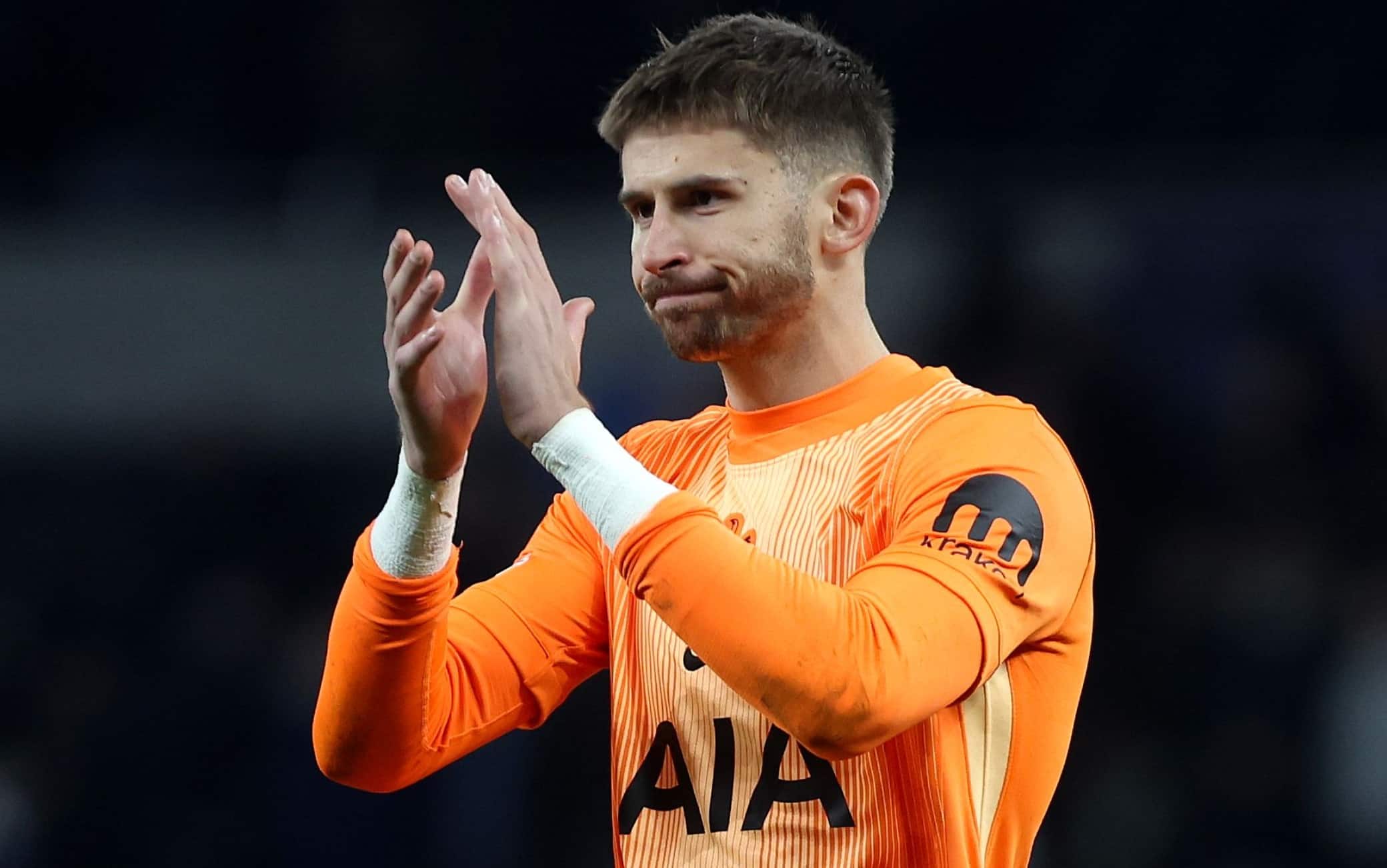 Tottenham, Vicario si opera di ernia e salta i playoff con l'Italia. Le news