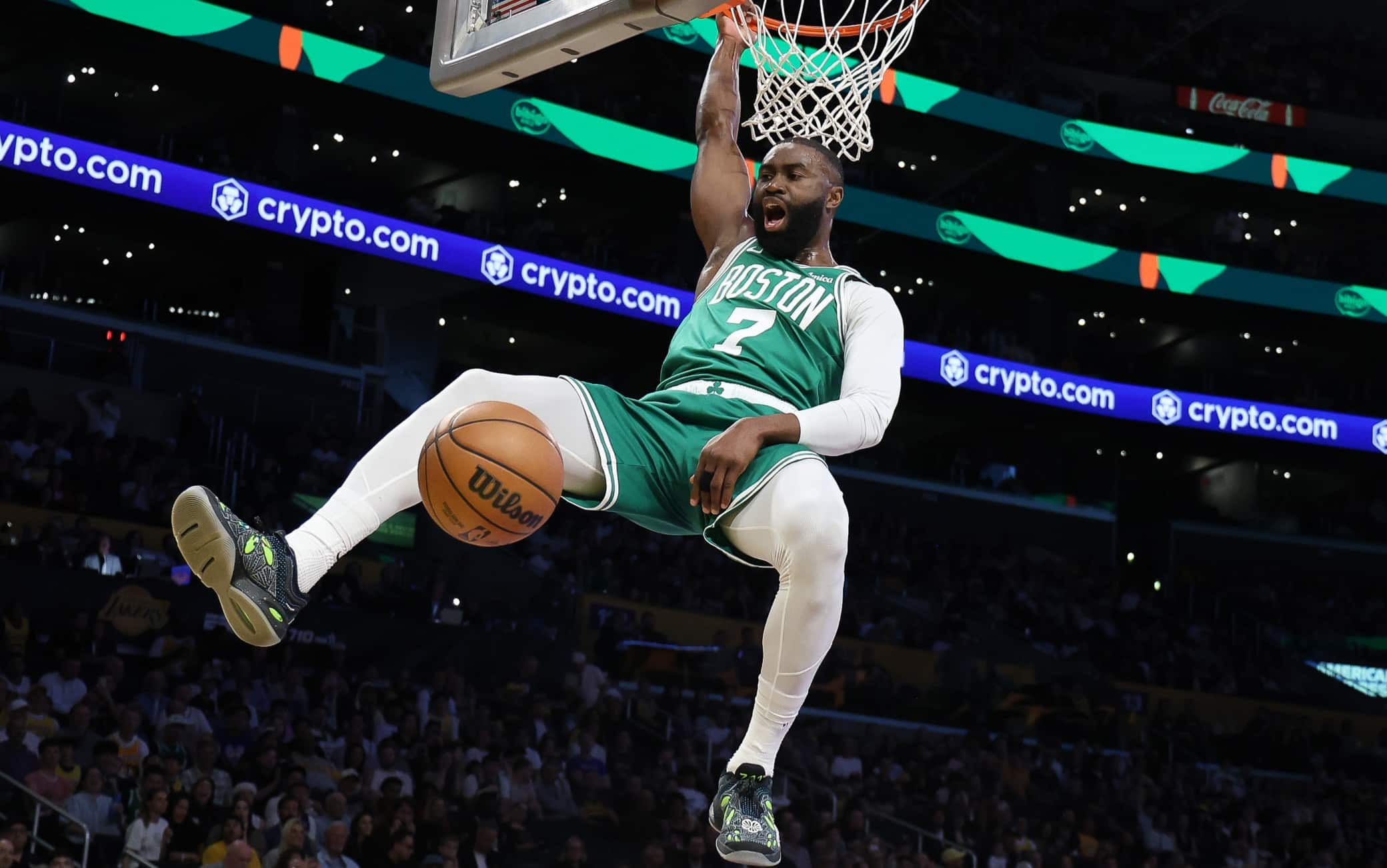 NBA, risultati della notte: i Celtics battono i Lakers, OKC ferma la striscia di Cleveland