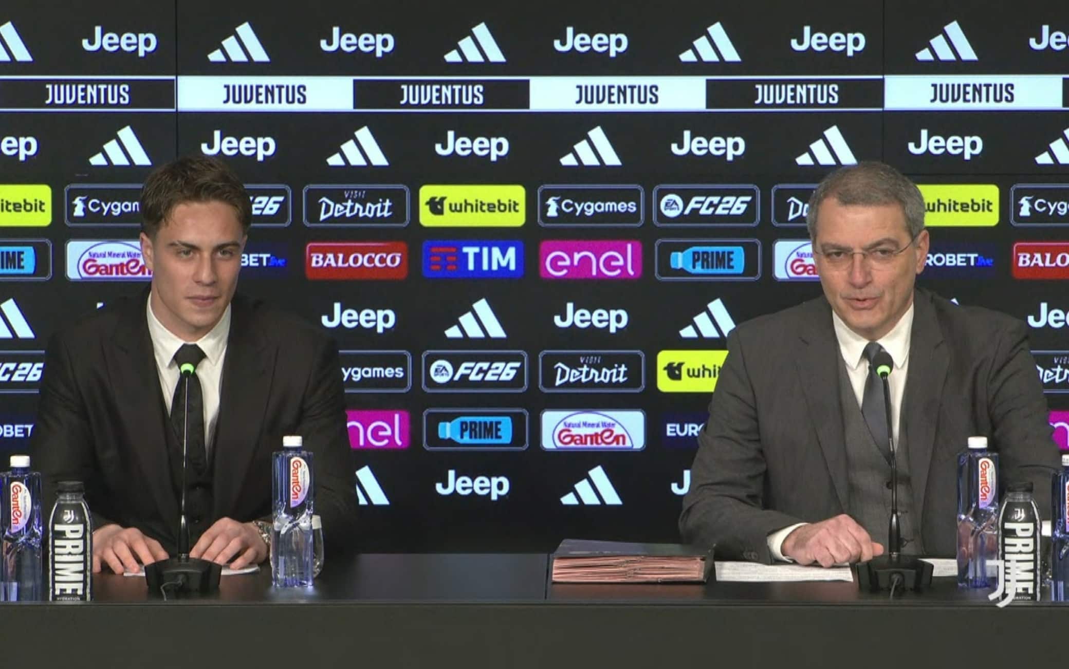 Yildiz ha rinnovato: l'annuncio in conferenza stampa di Comolli