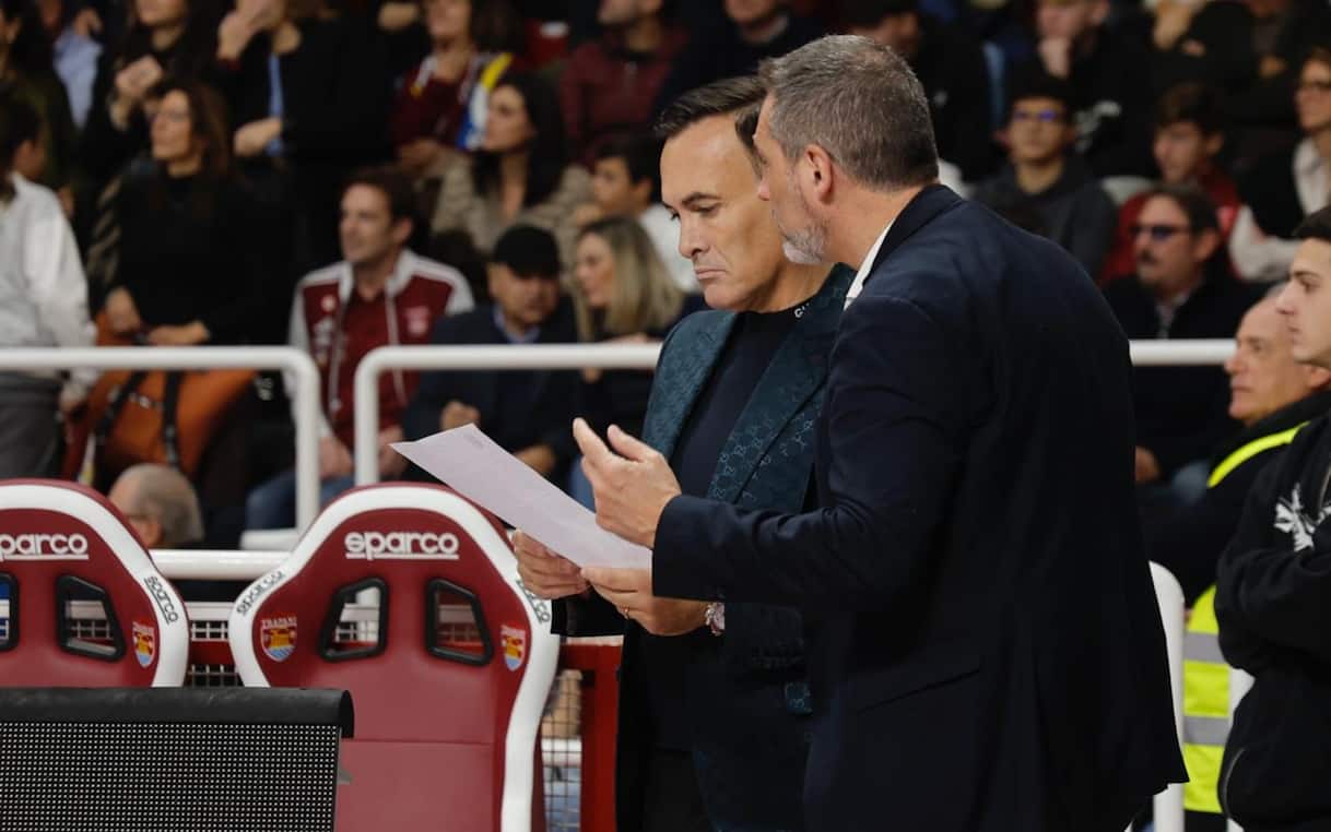 https://sport.sky.it/assets/images/9986e925d1d97744d61680e6a74d902bfb92afb6/skysport/it/basket/serie-a/2025/12/14/trapani-shark-senza-allenatore-udine-oggi/basket_ciamillo_trapani_2025.jpg?im=Resize,width=1218