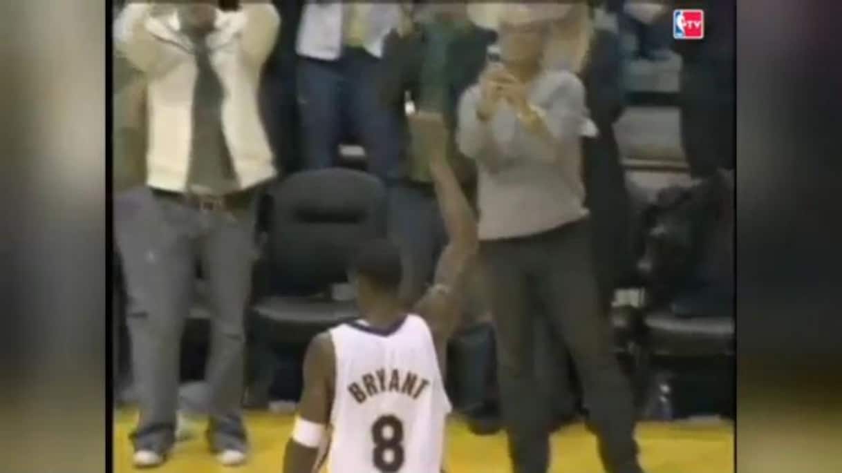 NBA, tutti gli 81 punti di Kobe Bryant contro i Raptors | Video Sky Sport