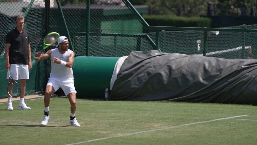 Berrettini si allena a Wimbledon: al 1° turno c'è Wawrinka