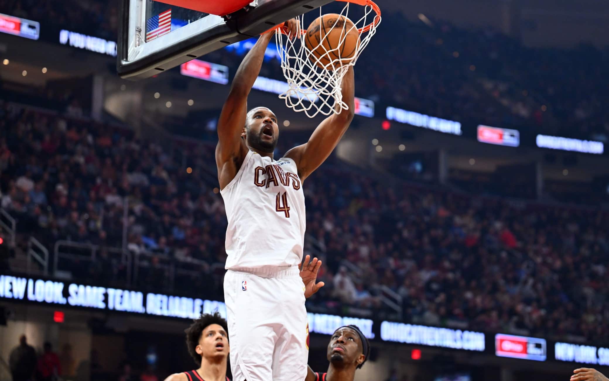  NBA, i risultati della notte: i Cavs battono Atlanta, OKC e San Antonio non si fermano
