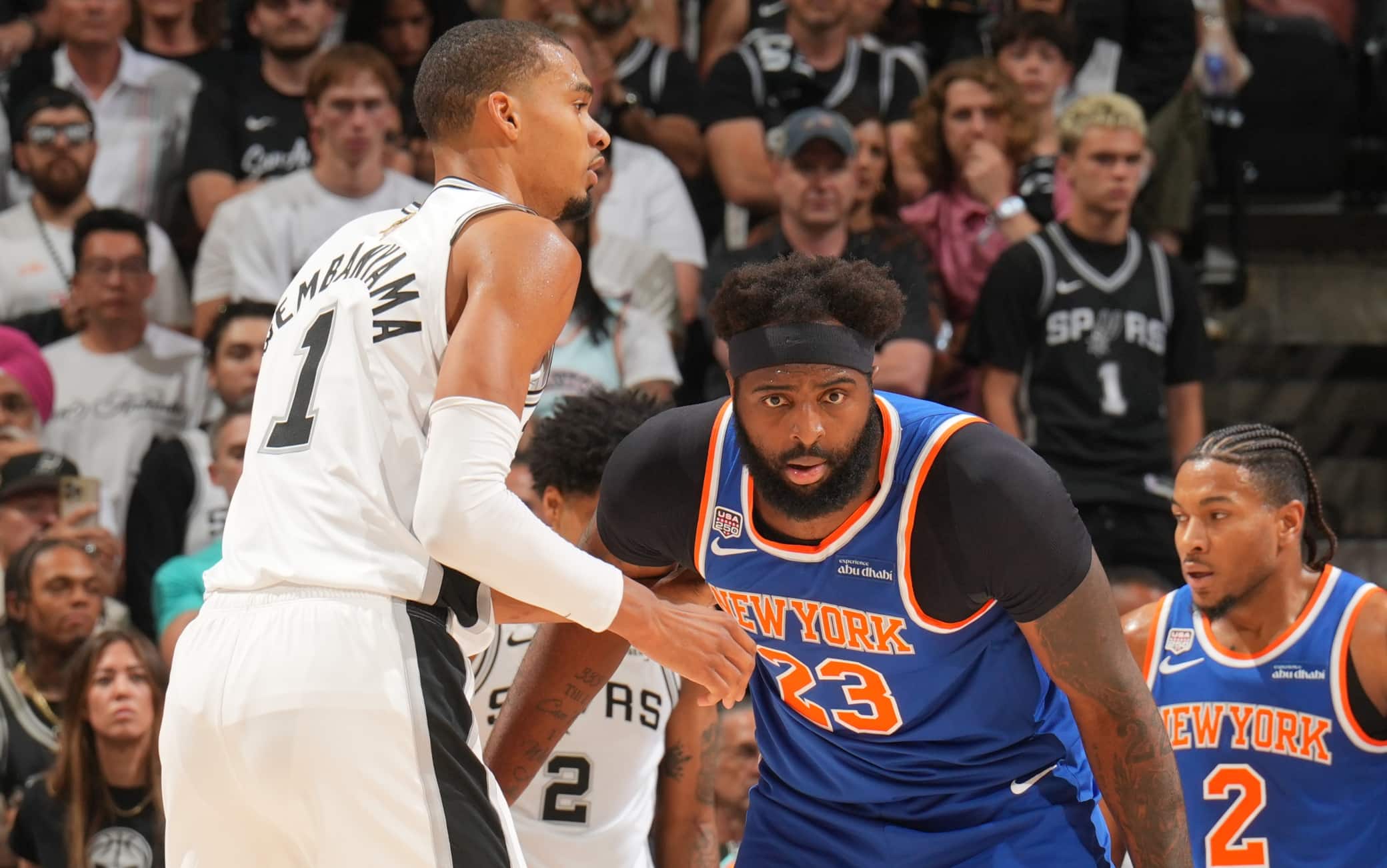  NBA, coach Brown: "Robinson che ferma Wemby? Tutto merito della musica country"