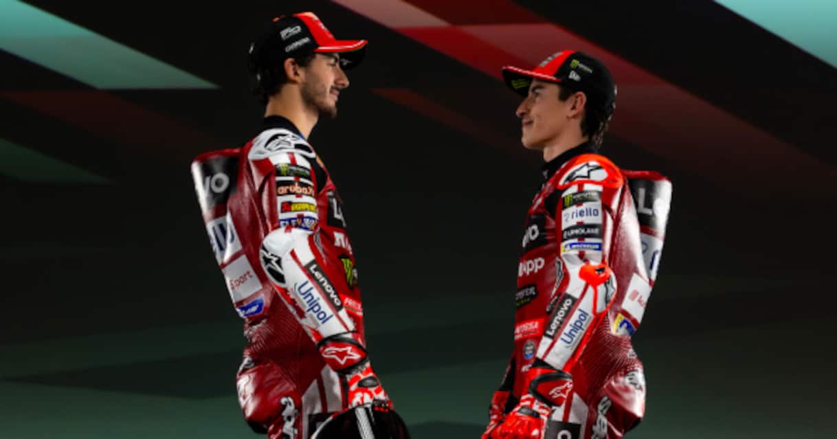 https://sport.sky.it/assets/images/a054988215d892d3360d2b480c9f60a0ac545332/skysport/it/motori/motogp/video/2026/01/19/ducati-domenicali-marquez-bagnaia-intervista-1067377/bagnaia_marquez_og_ok_ok.jpg?im=Resize,width=1218