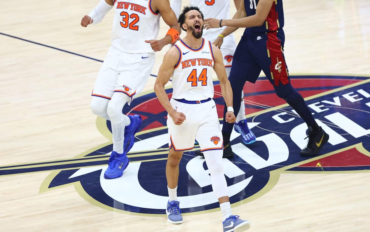 https://sport.sky.it/assets/images/a11c7a710bf22567c9d7a8321508995a769fcb15/skysport/it/nba/2026/05/26/nba-risultati-partite-playoff-notte-26-maggio-video/Landry_Shamet_Getty_New_York_Knicks.jpg?im=Resize,width=1218