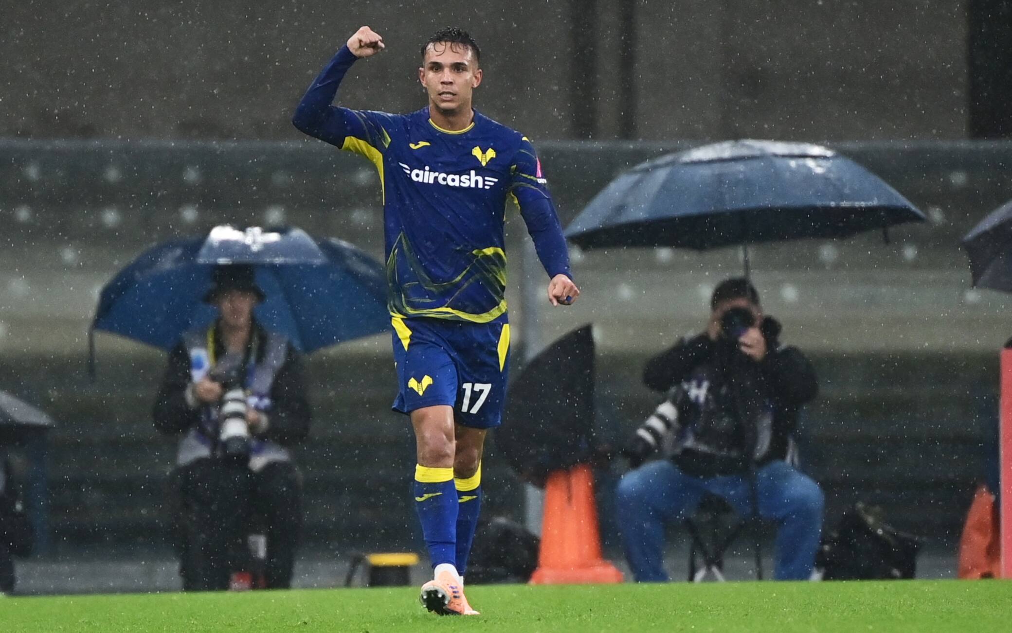 VIDEO. Lazio, si lavora col Verona allo scambio Giovane-Belahyane