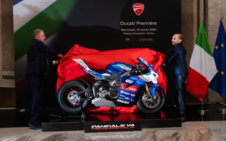 Ducati Panigale V4 Tricolore Italia