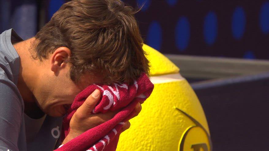Cobolli batte Zverev a Monaco e scoppia a piangere